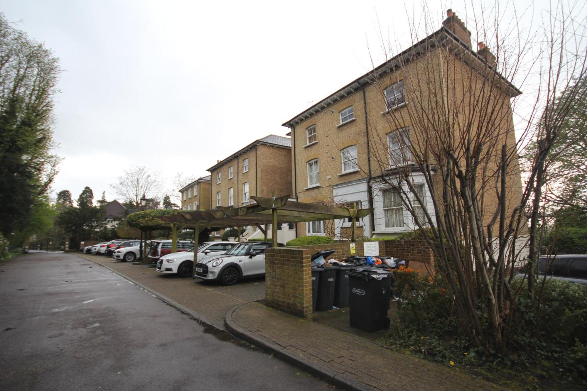 Harrow On The Hill Place Apartment London Exterior photo